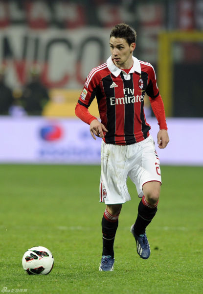 德甲战报：波尔森绝杀，汉堡3-2逆转不莱梅