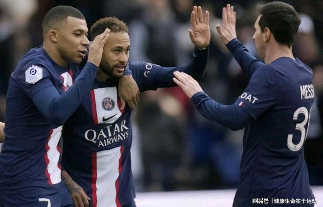 德佬：足球管理者们执着于自己的职位，根本不在乎足球本身（德佬：足球掌权者只顾权位，无心足球）