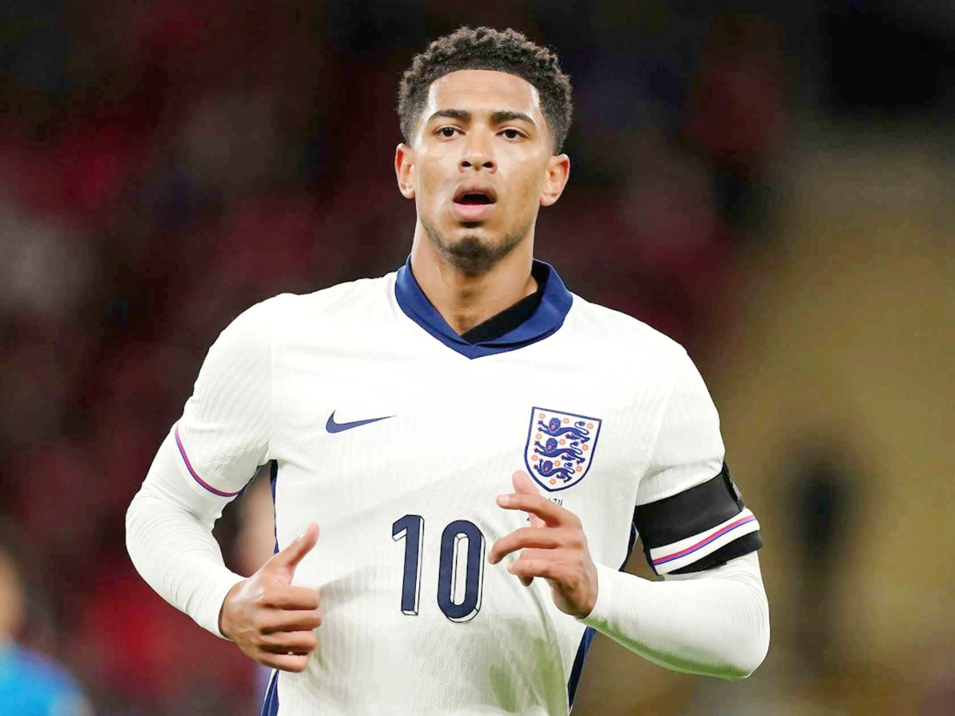 早报：阿森纳晋级英联杯四强；恩德里克租借加盟里昂（晨报：阿森纳挺进英联杯四强，恩德里克租借赴里昂）