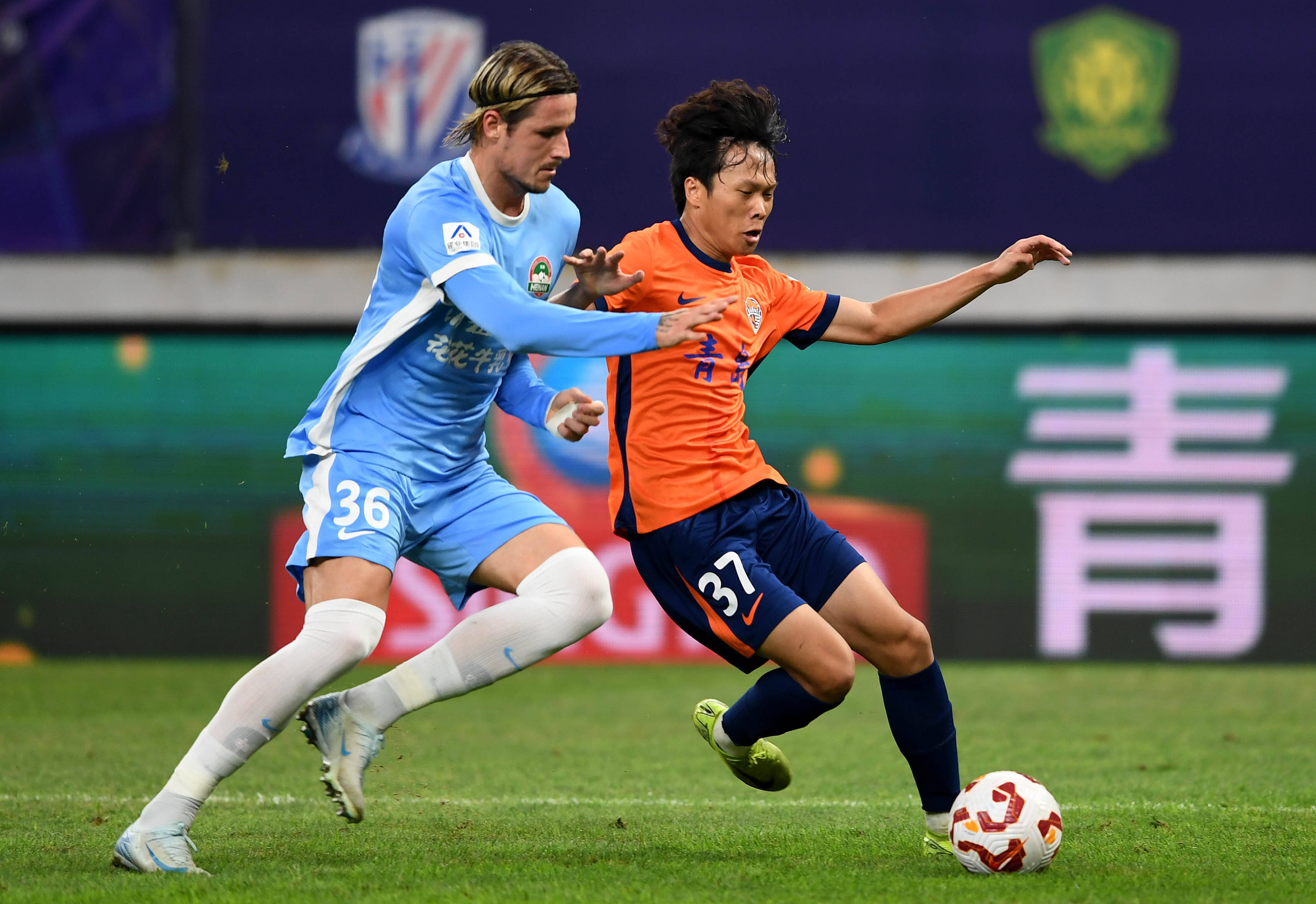 马德兴：中国足协明确提出要抓本土教练培养，为他们创造机会（马德兴：中国足协将重点培养本土教练，拓展实践机会）