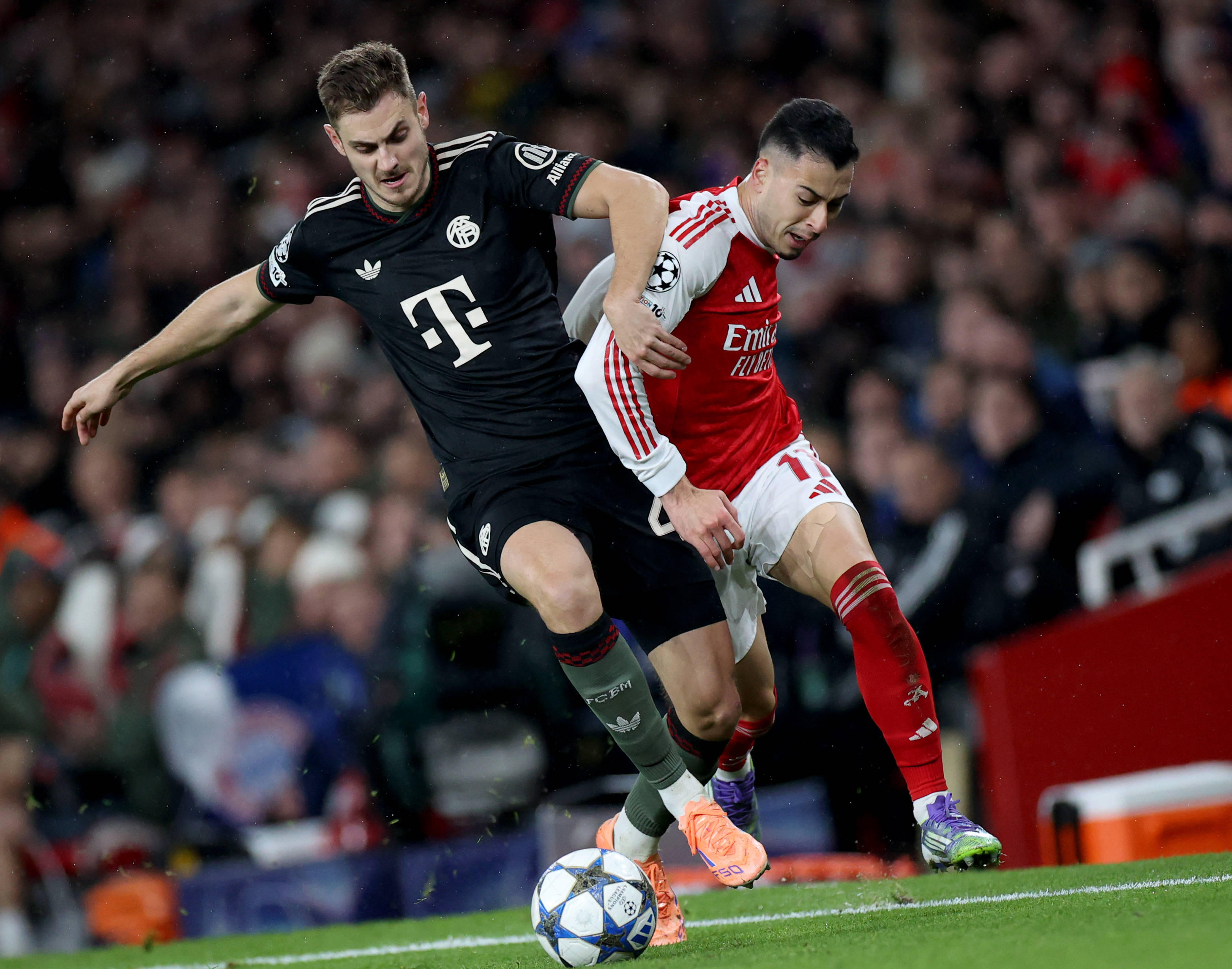 76人加时123-114力克雄鹿，马克西狂轰54分带队送雄鹿三连败