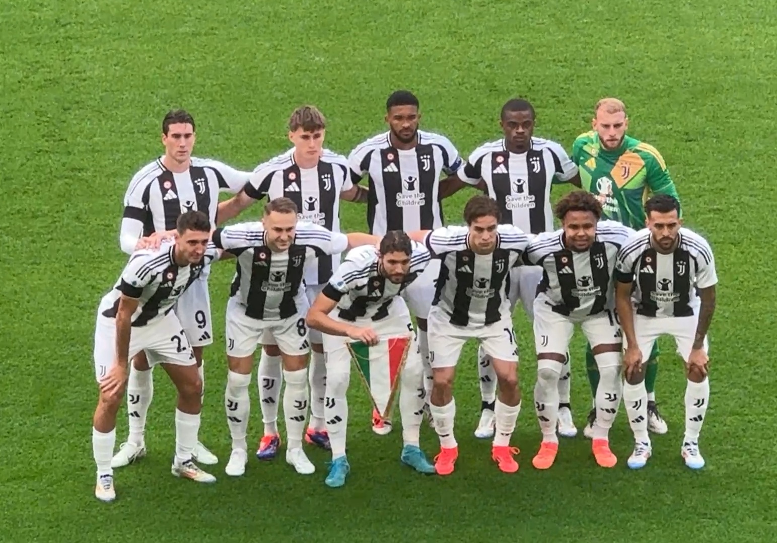 4胜2平不败直通美加墨！瑞士队史第13次晋级世界杯正赛（瑞士4胜2平保持不败直通美加墨，第13次跻身世界杯正赛）