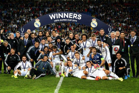 英超92家俱乐部总排名：利物浦领跑曼联紧随其后（英超92队综合排名：利物浦居首，曼联紧追其后）