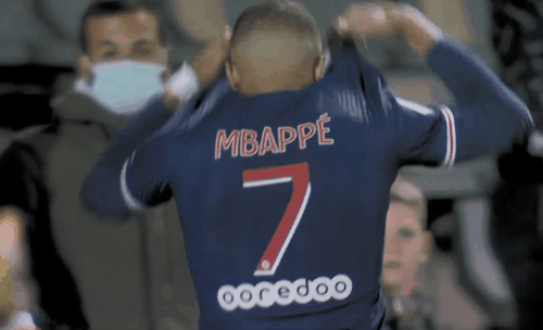 莱万慌了吗？巴萨另一神锋每88分钟进1球，主力中锋之争提前结束？