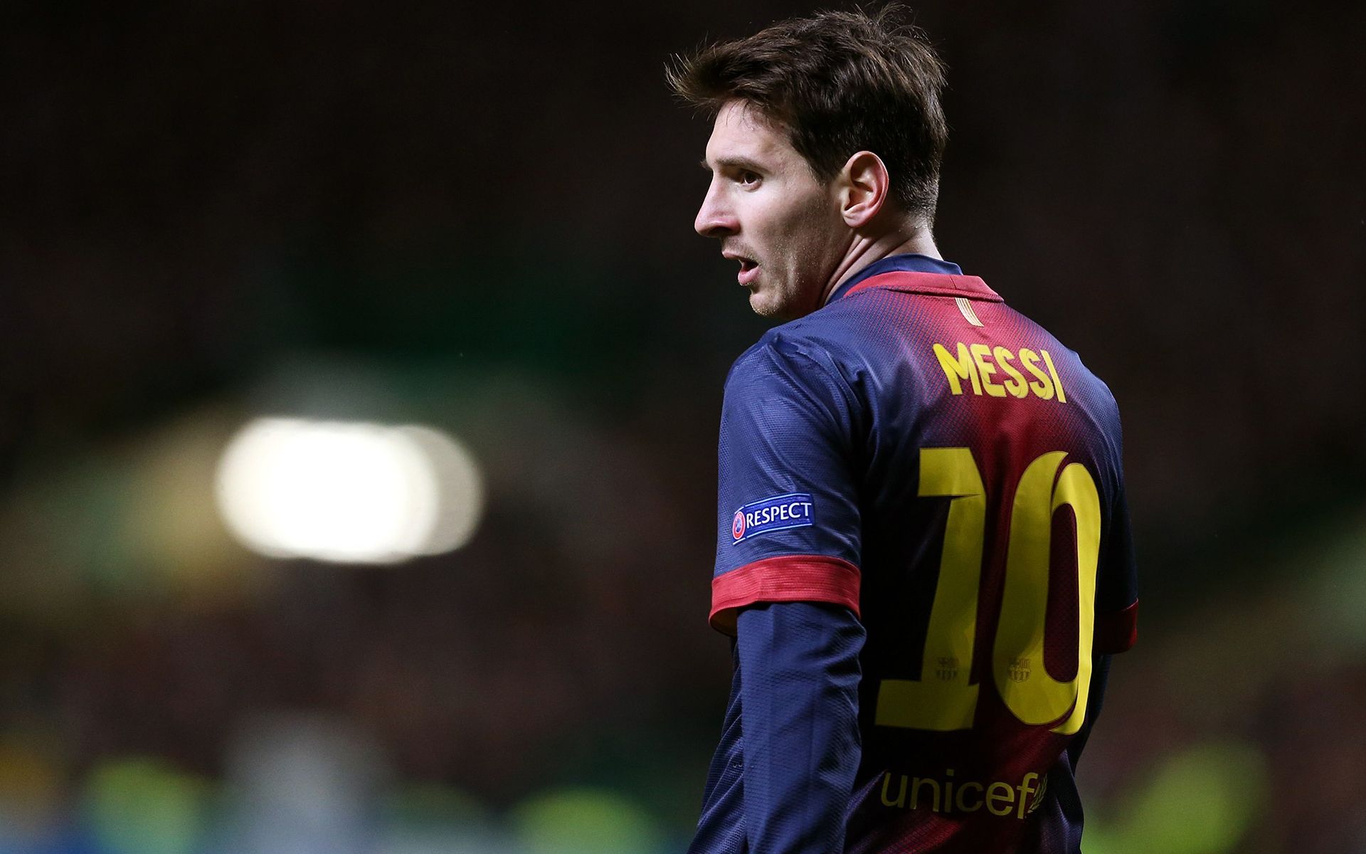 22胜3平，拜仁从未在德甲主场输给弗赖堡